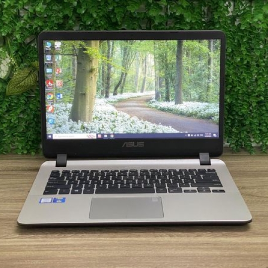 ASUS VivoBook X407 
