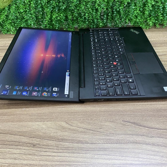 LENOVO ThinkPad E590